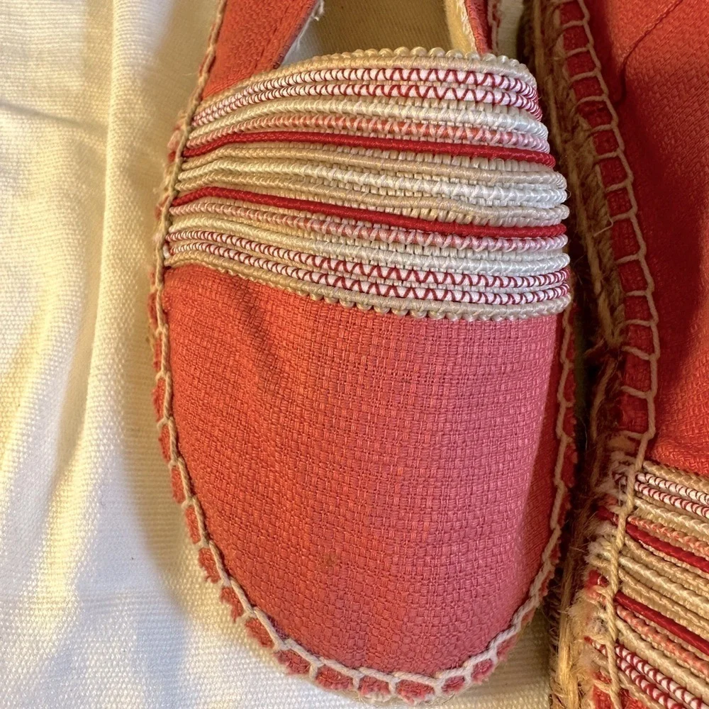 Easy Spirit striped espadrilles Size 6